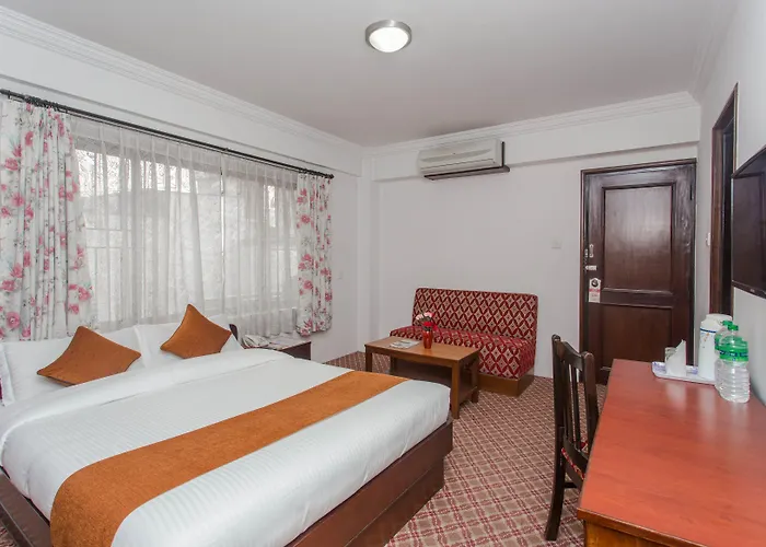 Fuji Hotel 2*