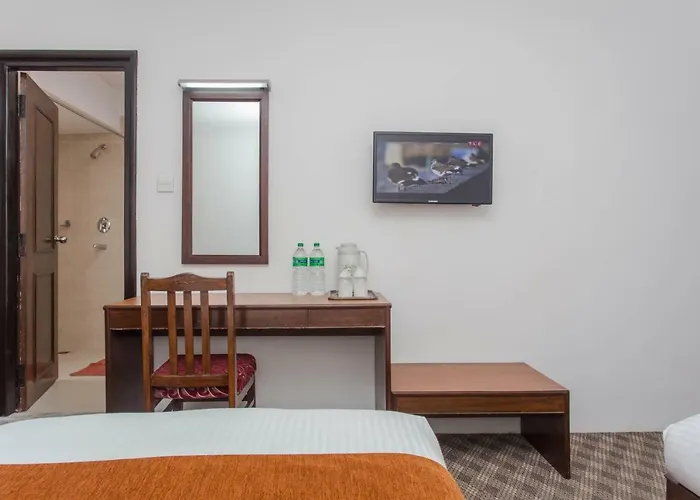 Fuji Hotel 2*